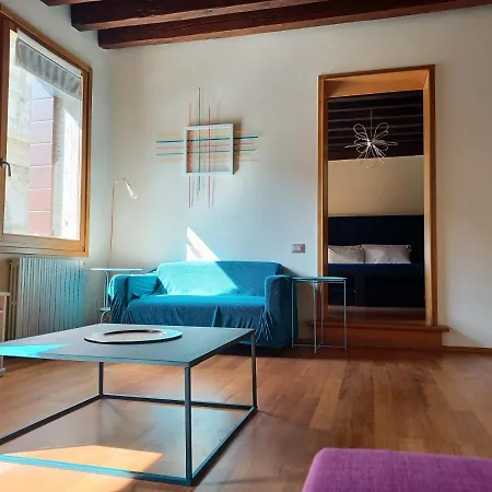 Giglio Glasshouse * Venice